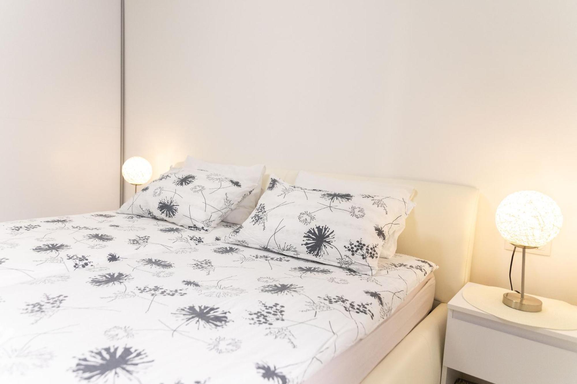 Maris Apartment Осиек Екстериор снимка