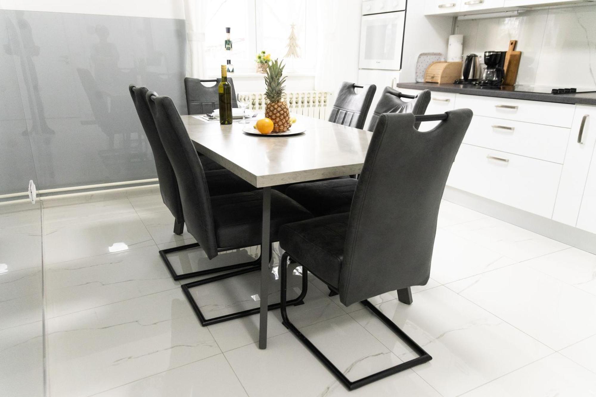 Maris Apartment Осиек Екстериор снимка