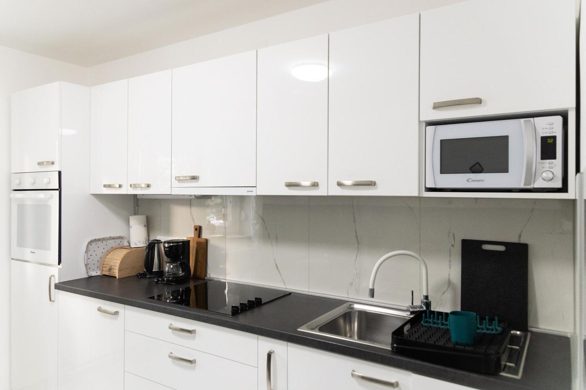 Maris Apartment Осиек Екстериор снимка
